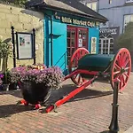 Beautiful & Quiet Countryside Setting In Kinsale Apartmán *