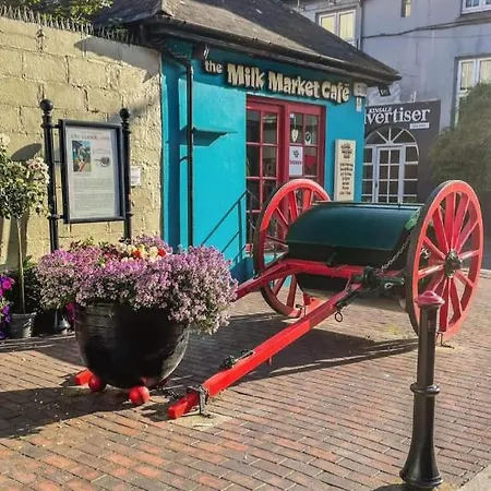 Beautiful & Quiet Countryside Setting In Kinsale Apartmán *