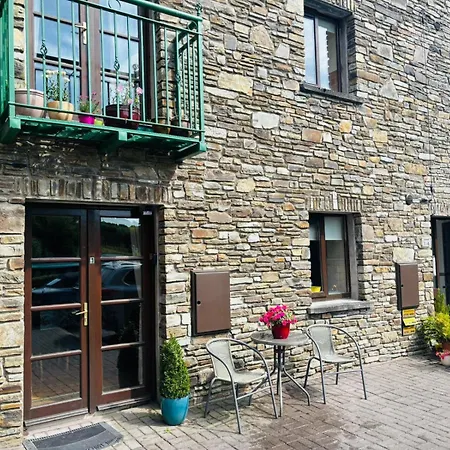 Beautiful & Quiet Countryside Setting In Kinsale *