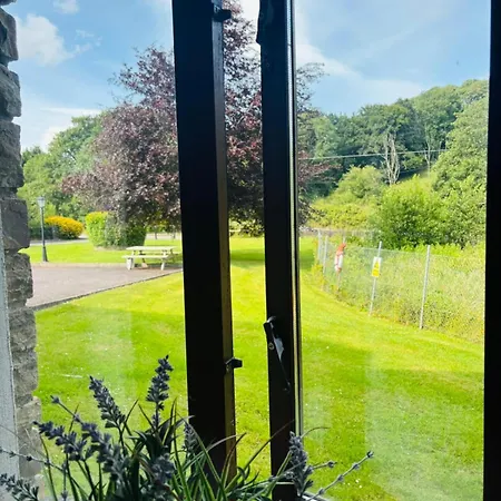 Beautiful & Quiet Countryside Setting In Kinsale Κορκ