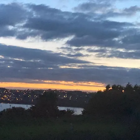 Beautiful & Quiet Countryside Setting In Kinsale דירה קורק